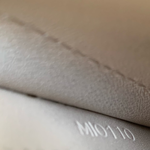 Louis Vuitton Rose Flor Vernis Wallet - Picture 15 of 15